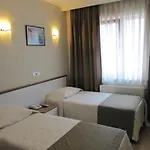 Avcilar Отель 3*